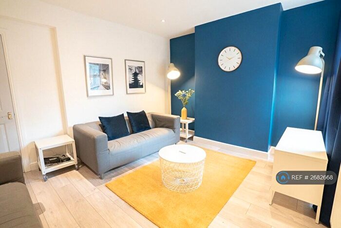 5 Bedroom Terraced House To Rent In Woodside Road, Southampton, SO17