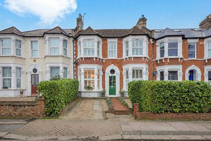 4 Bedroom Terraced House To Rent In Broadfield Road, Hither Green, SE6