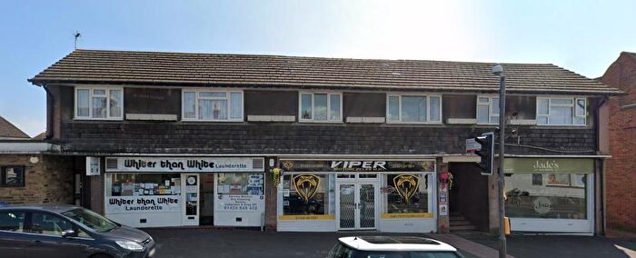1 Bedroom Flat To Rent In Little Common Road, Bexhill On Sea, East Sussex, TN39