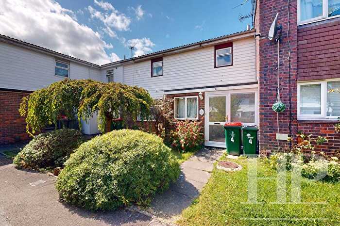 3 Bedroom Terraced House To Rent In Cuckfield Close, Crawley, RH11