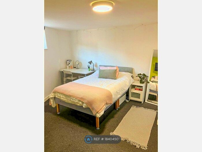 5 Bedroom Terraced House To Rent In Hall Lane, Liverpool, L7