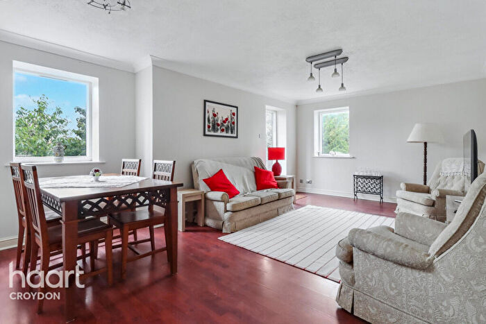 3 Bedroom Flat For Sale In Tavistock Road, Croydon, CR0