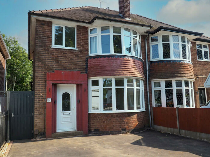 3 Bedroom Semi-Detached House To Rent In Broom Leys Road, Coalville, LE67