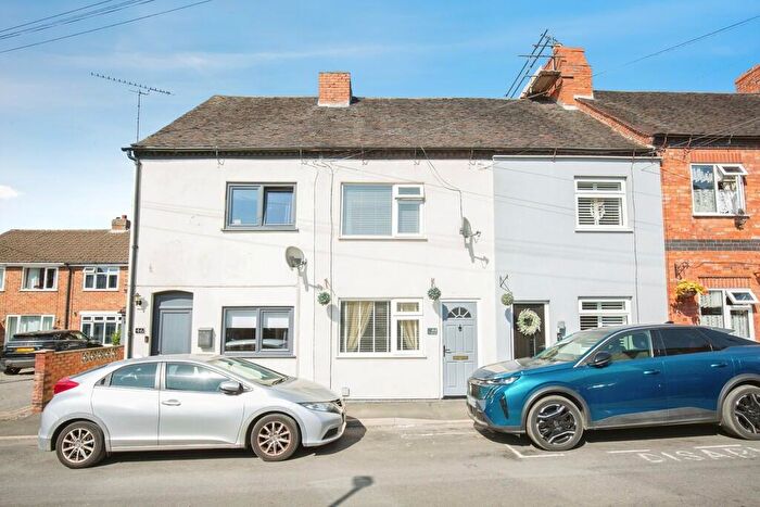 3 Bedroom Terraced House For Sale In New Street, Birchmoor, B78