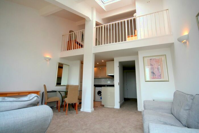 1 Bedroom Flat To Rent In Fairfield Road, London, E3