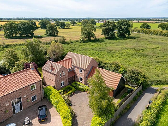 5 Bedroom Detached House For Sale In New House Covert, Knapton, York, YO26