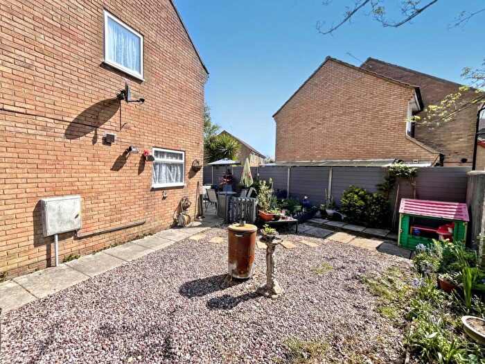 3 Bedroom Semi-Detached House For Sale In Barrow Way, Bournemouth * Close Castle Point *, BH8