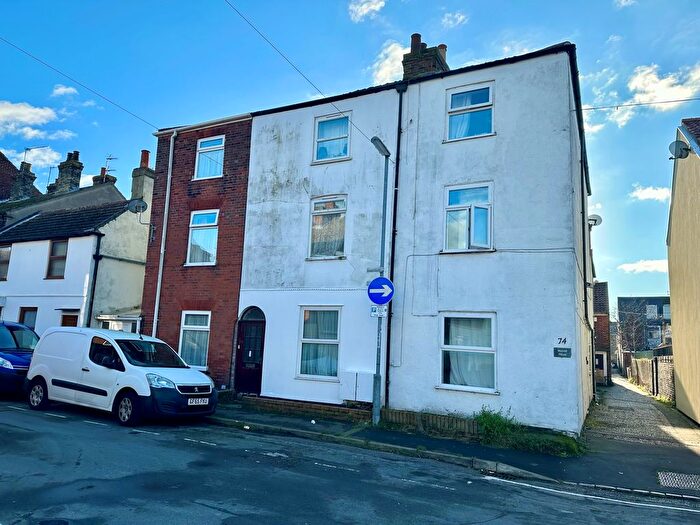 2 Bedroom Flat For Sale In Rodney Road, Great Yarmouth, NR30