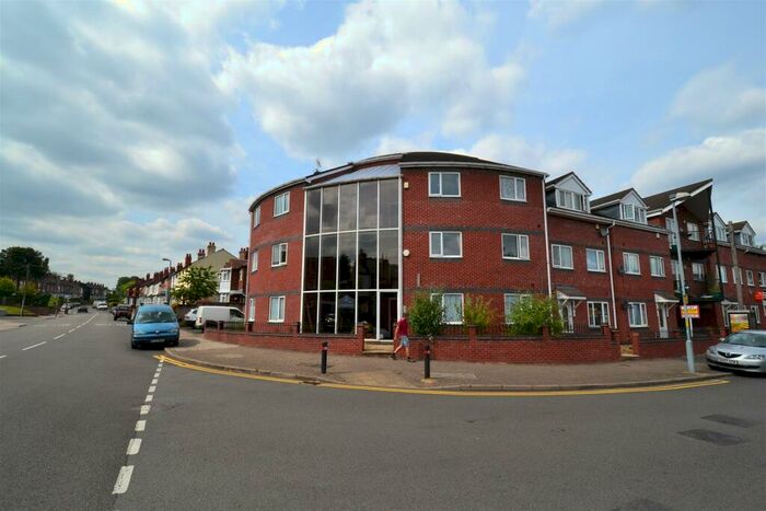 4 Bedroom Flat To Rent In St. Stephens Road Selly Oak, B29