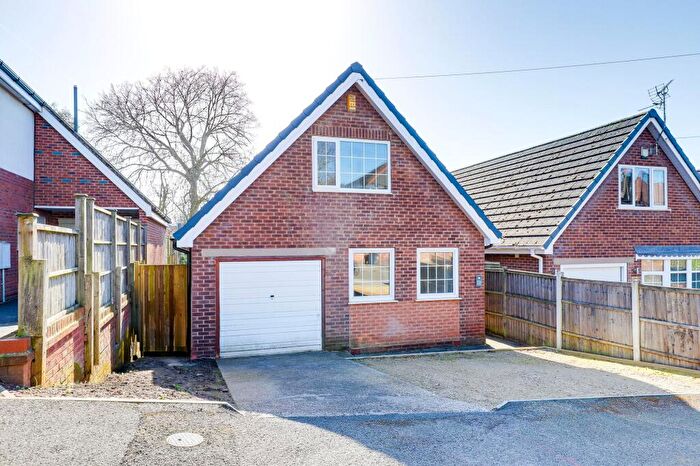 3 Bedroom Detached House For Sale In Kent Road, Nottingham, NG3
