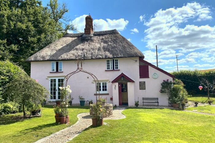 2 Bedroom Detached House For Sale In Escot Park, EX11