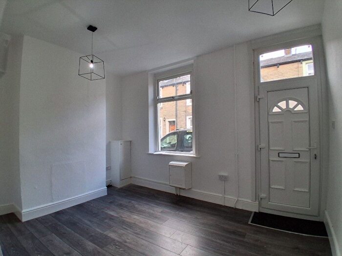 2 Bedroom Terraced House To Rent In Leyland Road, Burnley, BB11