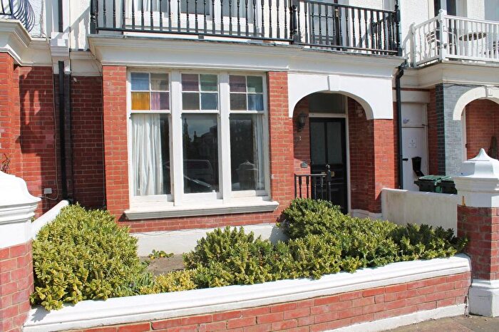 2 Bedroom Flat To Rent In Carlisle Road, Hove, BN3