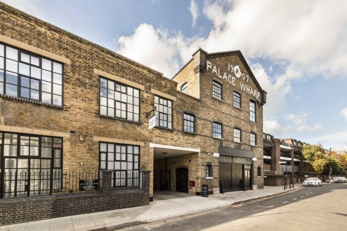 3 Bedroom Flat To Rent In Rainville Road, London, W6