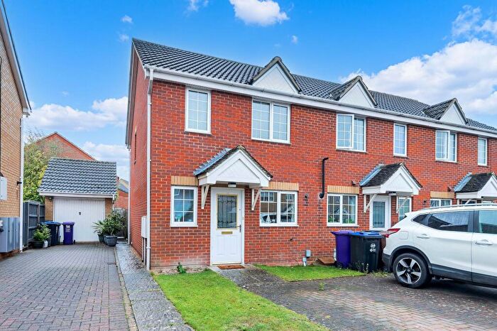 2 Bedroom End Of Terrace House For Sale In Redwing Rise, Royston, SG8