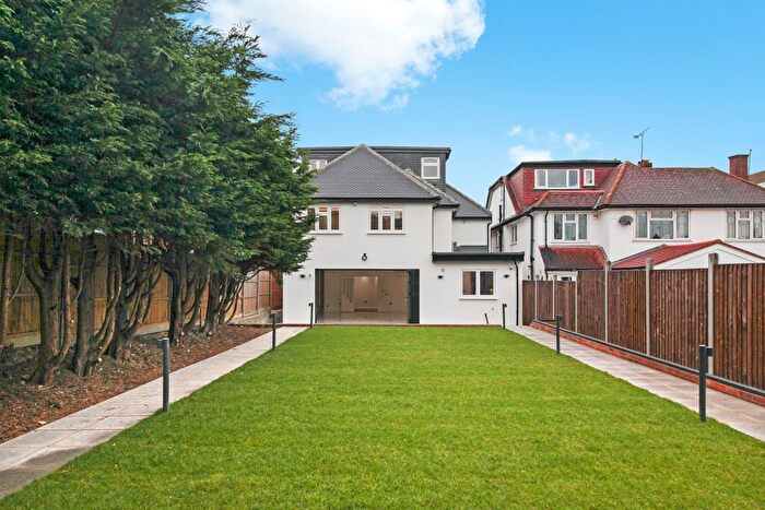 5 Bedroom Detached House For Sale In Sudbury Court Drive, HA1