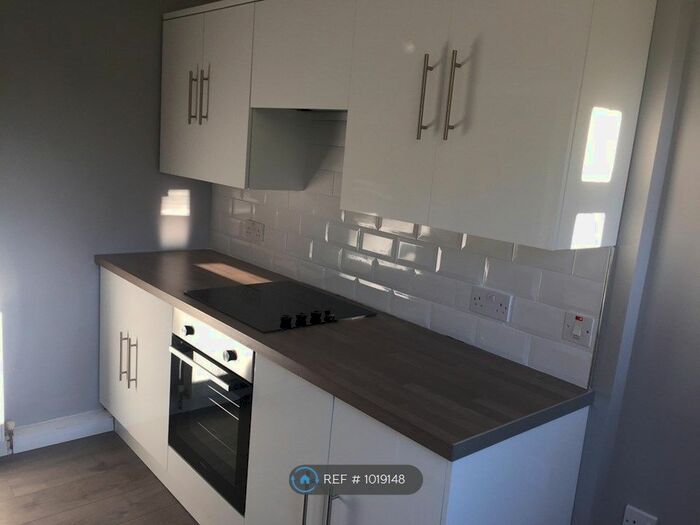 1 Bedroom Flat To Rent In Smith Crescent, Kilwinning, KA13