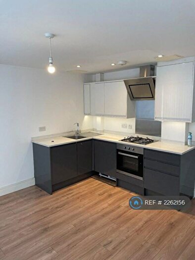 1 Bedroom Flat To Rent In Bartholomew Court, Waltham Cross, EN8