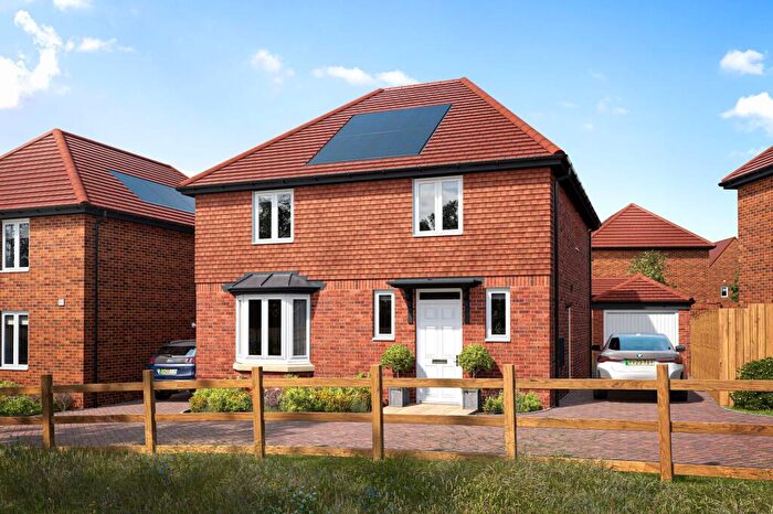 4 Bedroom Detached House For Sale In Hither Green Lane, Redditch, B98