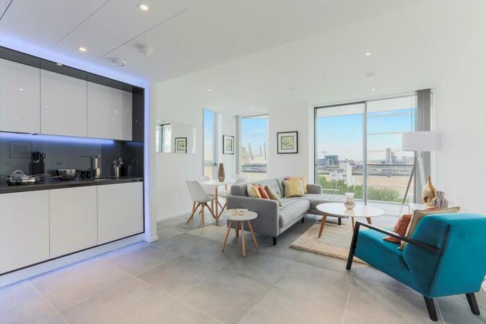1 Bedroom Apartment To Rent In Dollar Bay, Canary Wharf, London, E14