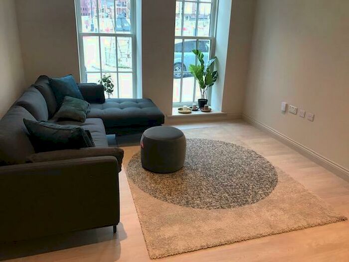 1 Bedroom Apartment To Rent In North Street, Leeds, West Yorkshire, LS2