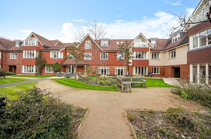 1 Bedroom Flat For Sale In Hammond Way, Yateley, GU46