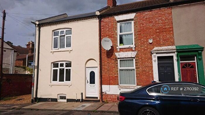 1 Bedroom Flat To Rent In Oakley Street, Northampton, NN1