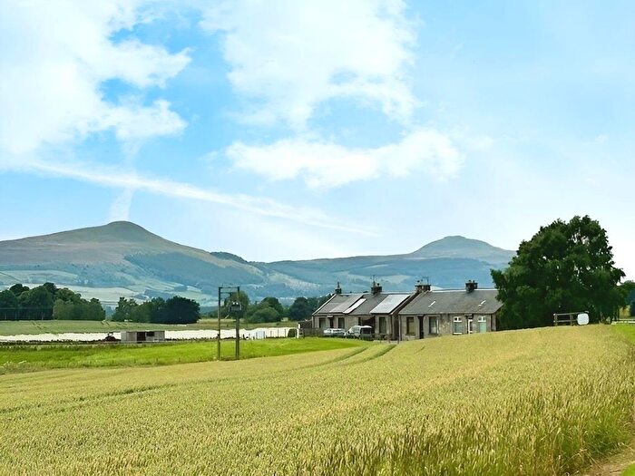 2 Bedroom Semi-Detached Bungalow For Sale In Ladybank, Cupar, KY15