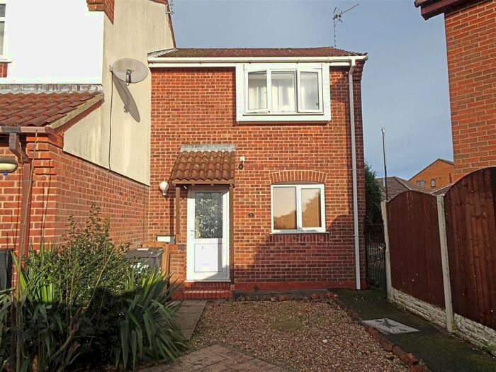 1 Bedroom Town House To Rent In Andrews Drive, Stanley Common, Ilkeston, DE7