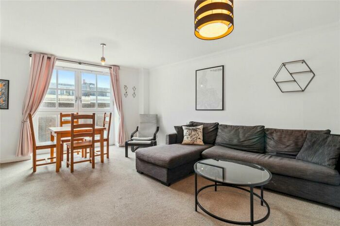 1 Bedroom Flat To Rent In Jamestown Road, Camden, NW1