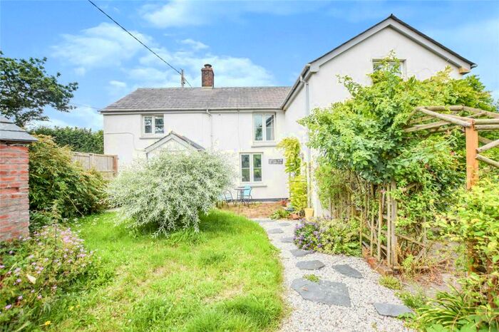 3 Bedroom Detached House For Sale In Whitstone, Holsworthy, EX22