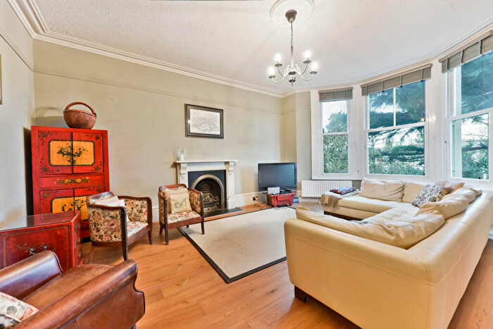 3 Bedroom Apartment For Sale In Shooters Hill Road, Blackheath, Greenwich, SE3
