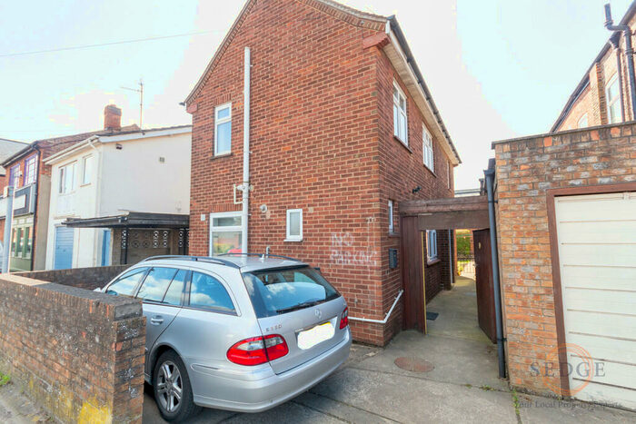 3 Bedroom Detached House To Rent In Chapel Lane, Spalding, PE11