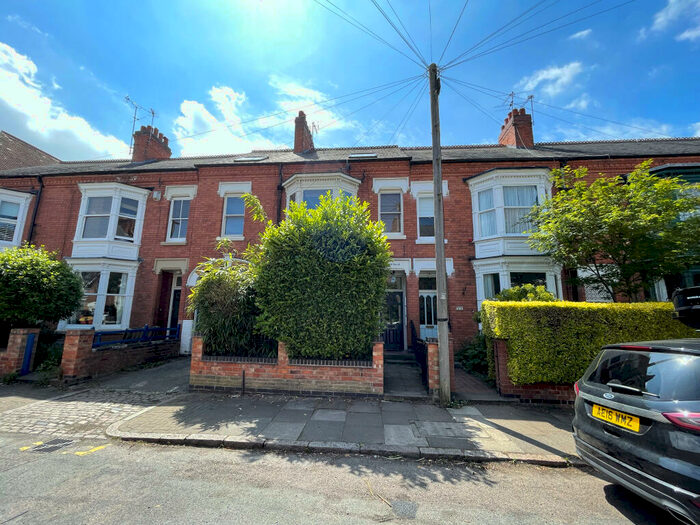 2 Bedroom Flat To Rent In Central Avenue, Clarendon Park, Leicester, LE2
