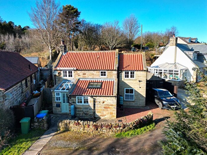 2 Bedroom Cottage For Sale In Moor Road, Aislaby, Whitby, YO21