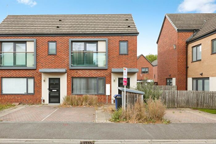 1 Bedroom Semi Detached House For Sale In Paddock View, Doncaster, DN1