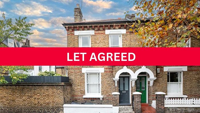 2 Bedroom End Of Terrace House To Rent In Elsley Road, Battersea, London, SW11