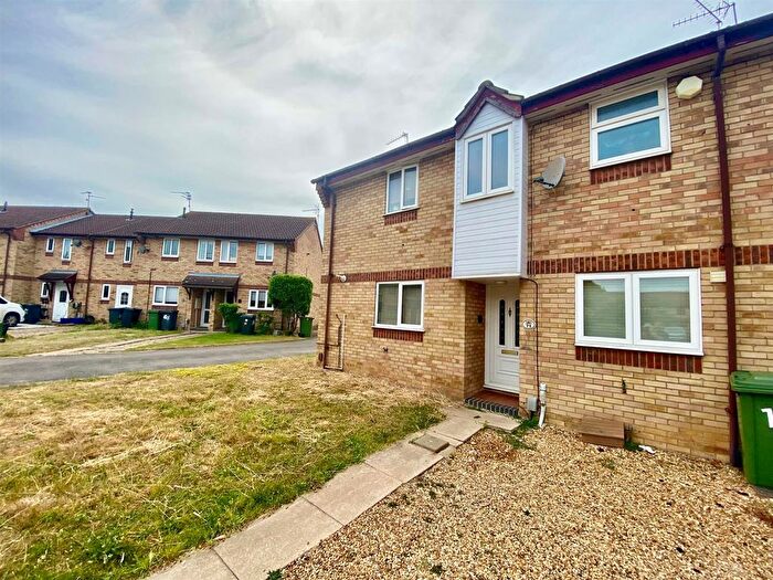 2 Bedroom Terraced House To Rent In Lansdowne Walk, Peterborough, PE2