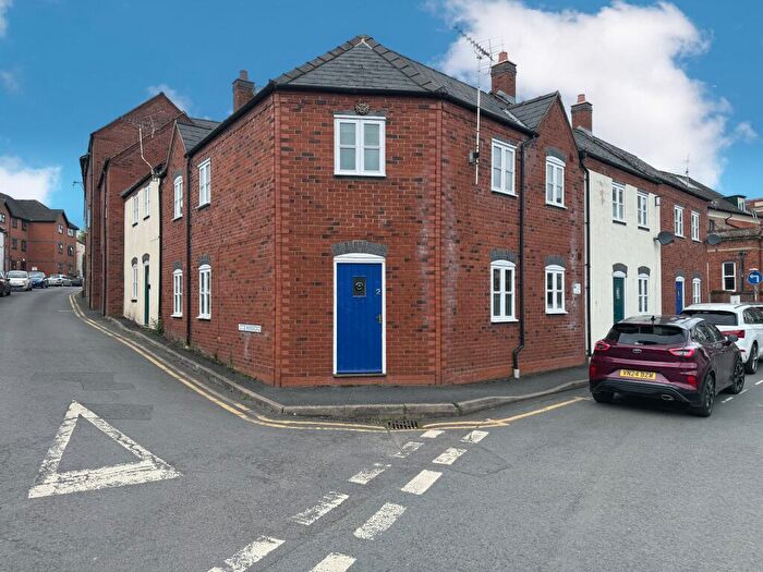 2 Bedroom Flat To Rent In Nunwell Court, Bromyard, HR7