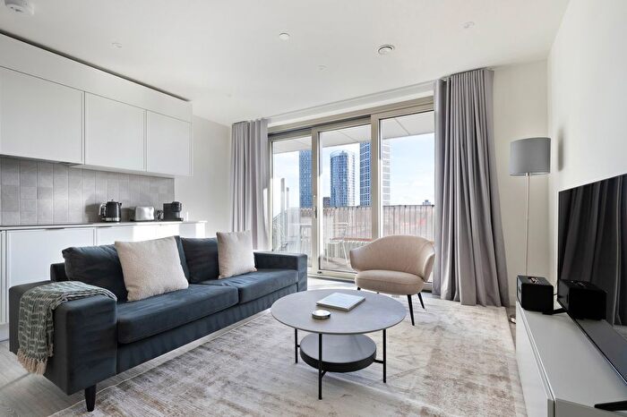 2 Bedroom Flat To Rent In Stratford, E20