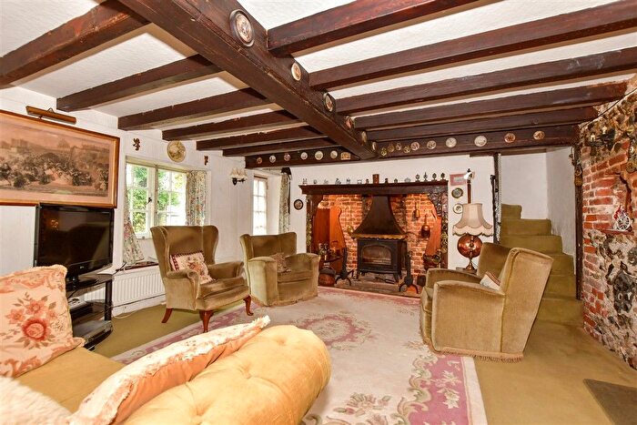 4 Bedroom Detached House For Sale In Reading Street, Broadstairs, Kent, CT10