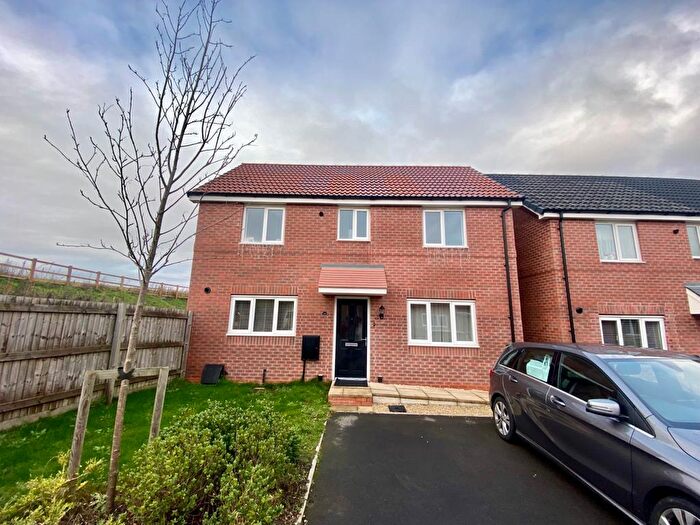 3 Bedroom House To Rent In Mandalay Road, Mansfield, NG19