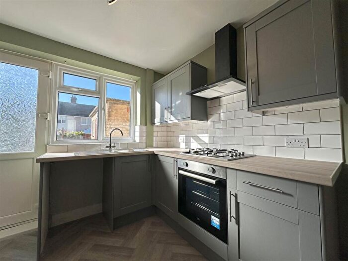 3 Bedroom Terraced House To Rent In Meadowvale Crescent, Nottingham, NG11