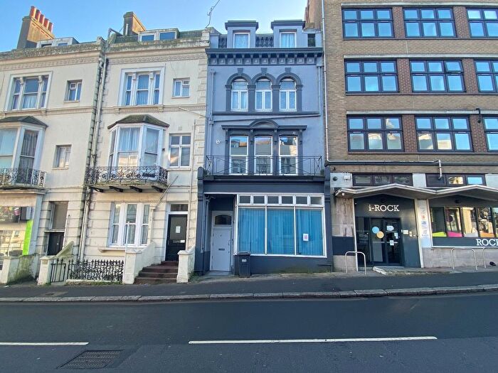 1 Bedroom Flat For Sale In Cambridge Road, Hastings, TN34