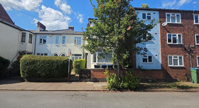 3 Bedroom Terraced House For Sale In Harefield Road, Coventry, CV2
