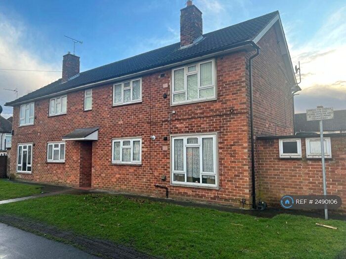 1 Bedroom Flat To Rent In Outer Circle Drive, Lincoln, LN2