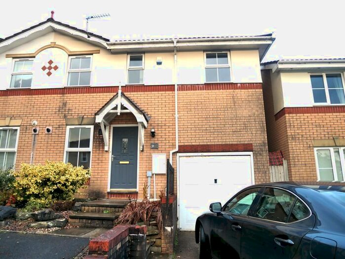 3 Bedroom End Of Terrace House To Rent In Acorn Grove, Church Village, CF38