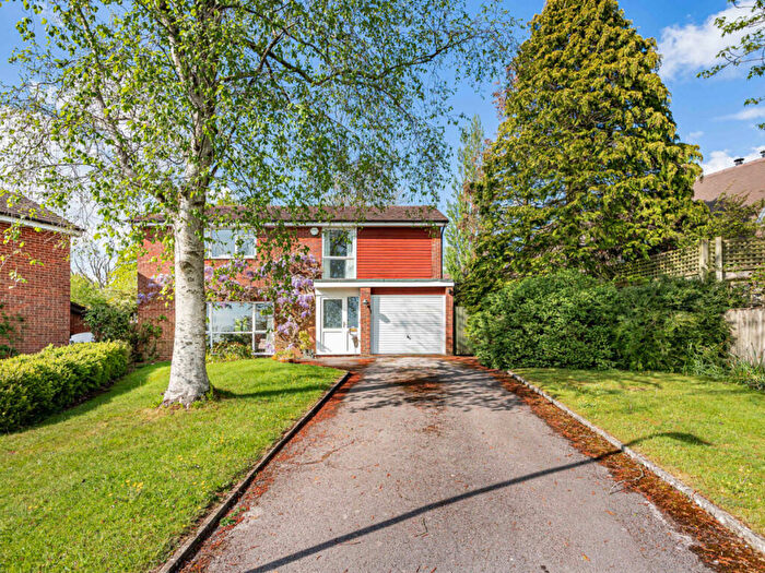 4 Bedroom Detached House For Sale In Pearces Meadow, Henley-on-Thames, RG9