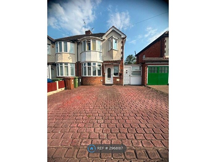 3 Bedroom Semi-Detached House To Rent In Valley Road, Solihull, B92