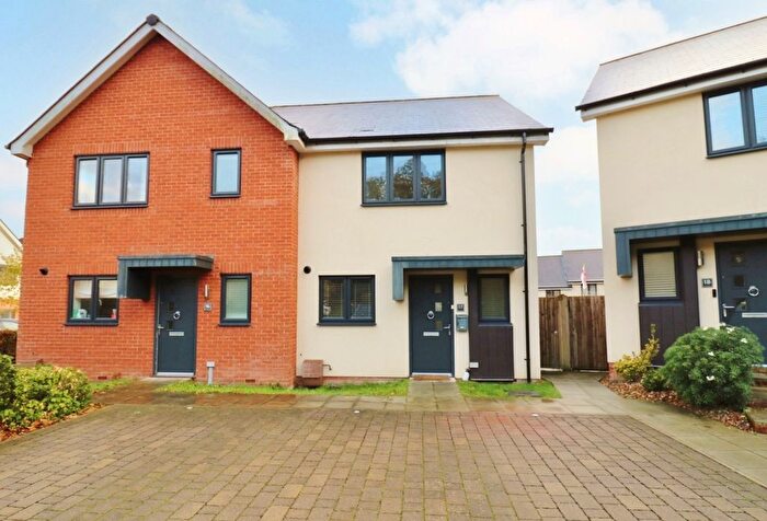 2 Bedroom Semi Detached House For Sale In Dockdell Copse, Bursledon, SO31